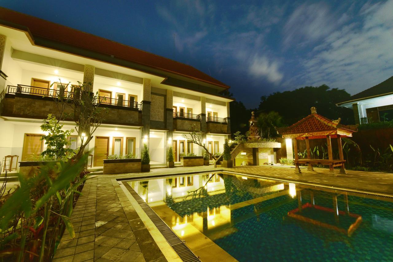 Le Lima Hotel Kuta  Exterior photo